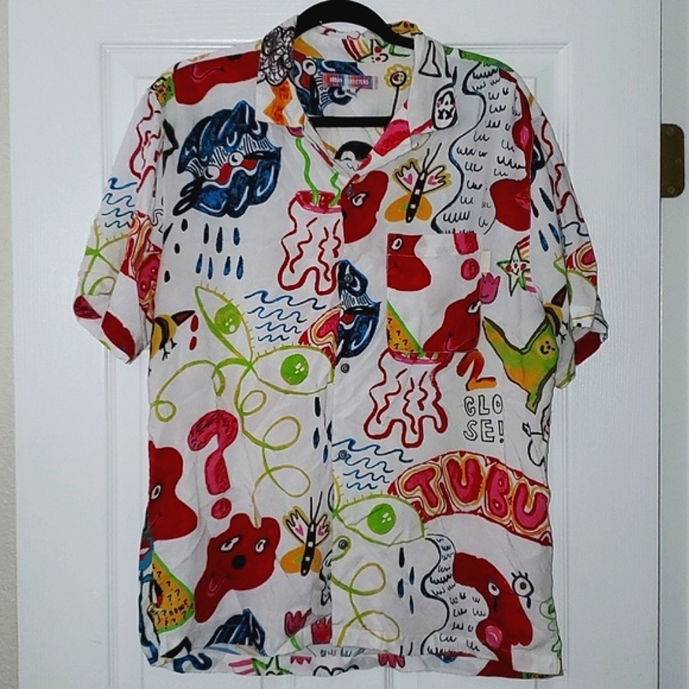 Urban Outfitters Men's Doodle Short Sleeve Shirt Size Medium - Picture 10 of 10